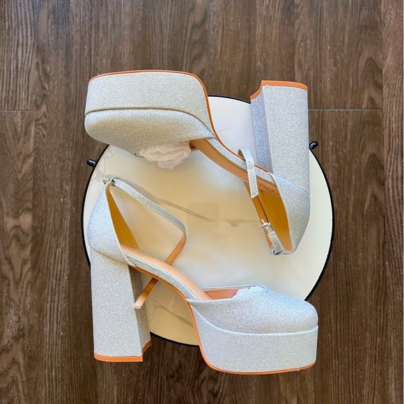 NEW Jewel Badgley Mischka Women's Giada Round Toe Platform Heel in Silver - 9.5﻿ - Picture 6 of 9